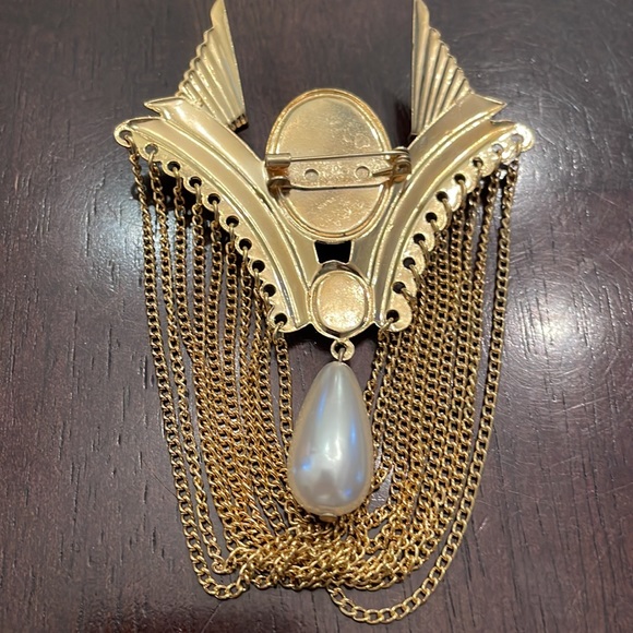 Vintage Art Deco Black and Chain Mesh Brooch. - Picture 2 of 2